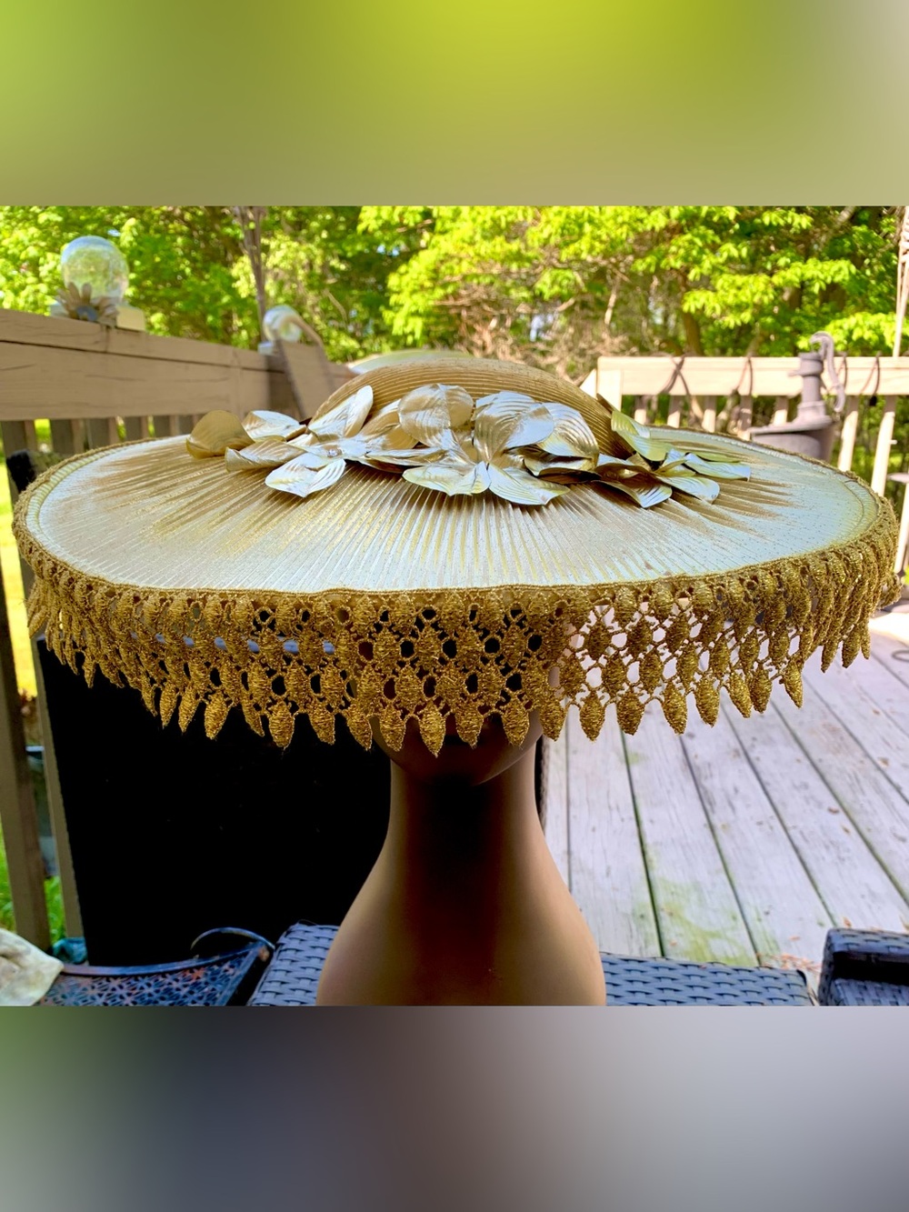 Gold Wide-Brim Decorative Lace Trim Women's Hat